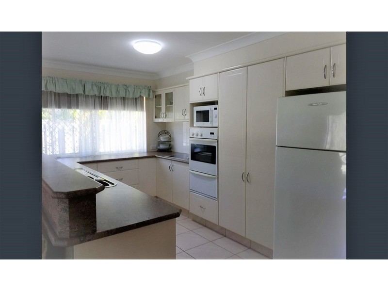 20 Ottelia, Elanora QLD 4221