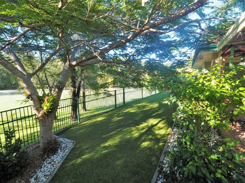 20 Ottelia, Elanora QLD 4221