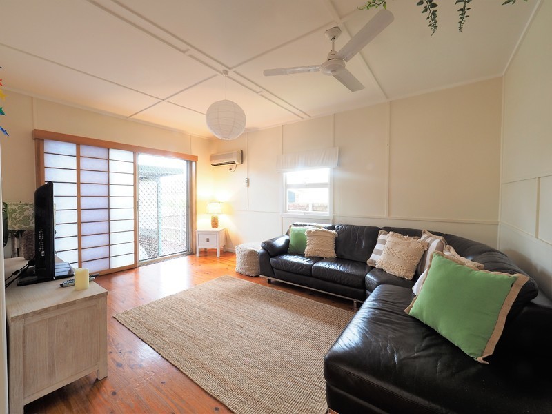 49 Twenty Fifth Avenue, Palm Beach QLD 4221