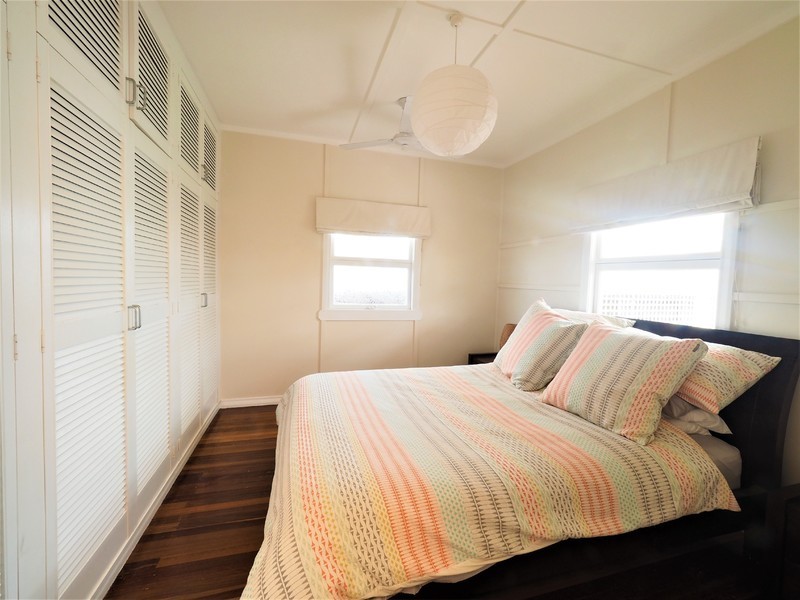 49 Twenty Fifth Avenue, Palm Beach QLD 4221
