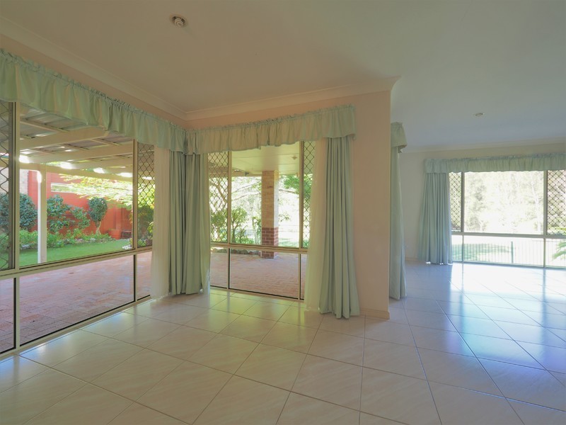 20 Ottelia Street, Elanora QLD 4221