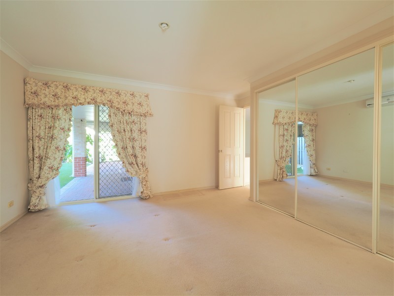 20 Ottelia Street, Elanora QLD 4221