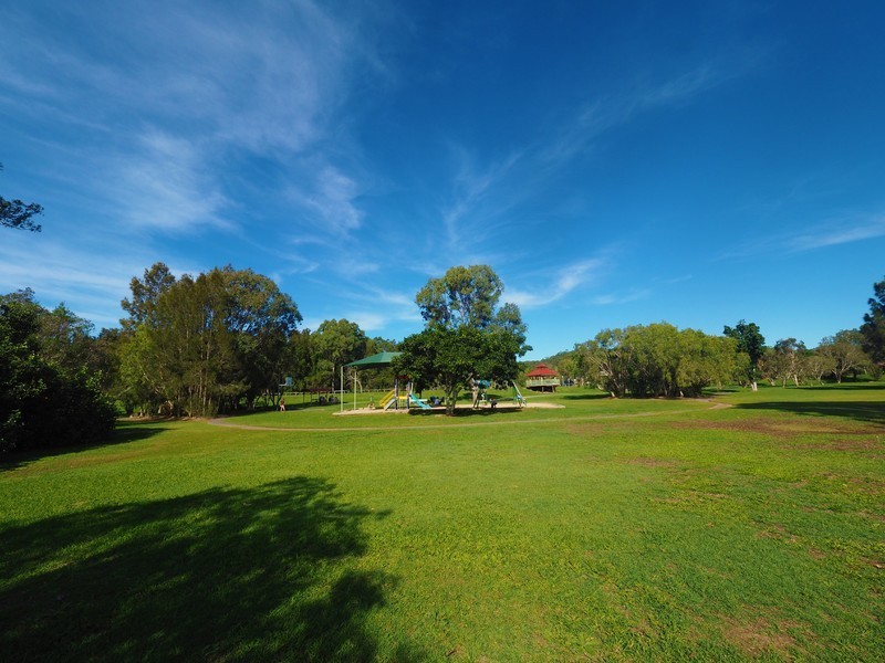 20 Ottelia Street, Elanora QLD 4221