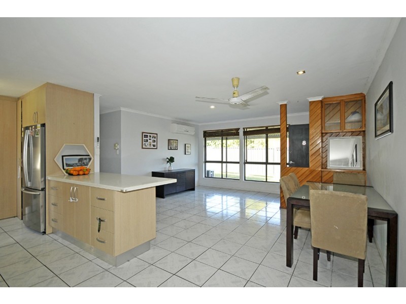 8 Widden Court, Worongary QLD 4213