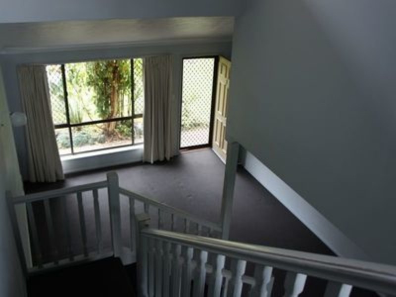 1/12 Daisy Street, Elanora QLD 4221