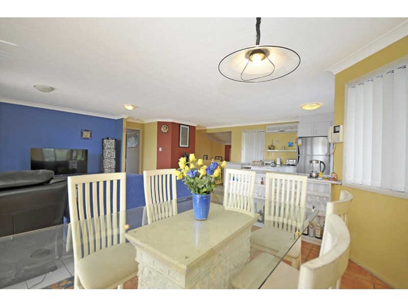 150 K P McGrath Drive, Elanora QLD 4221