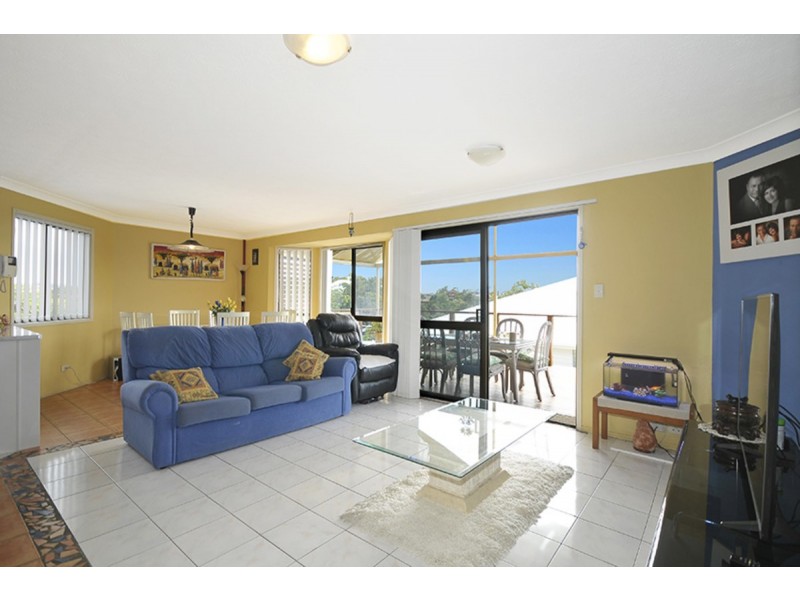 150 K P McGrath Drive, Elanora QLD 4221