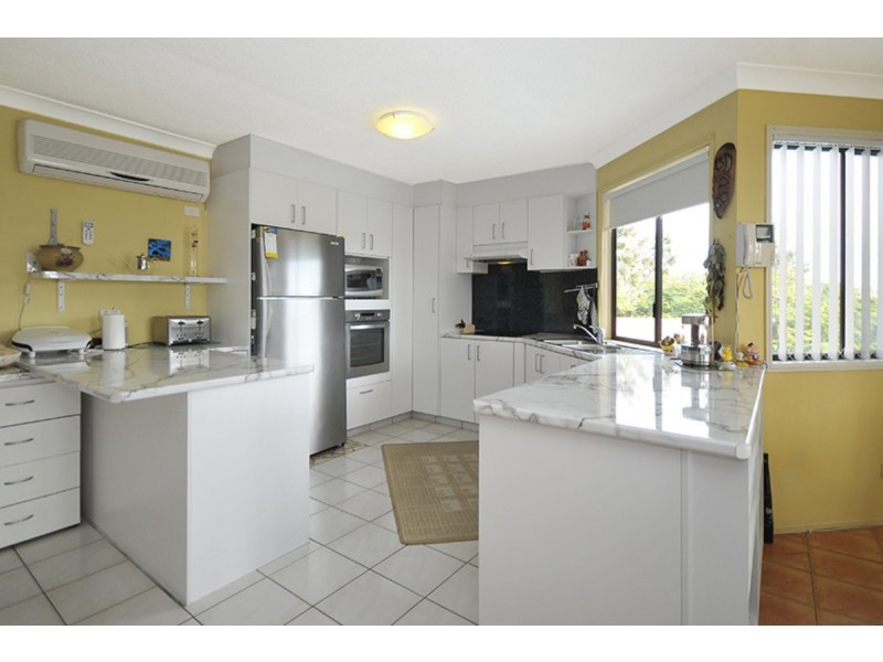 150 K P McGrath Drive, Elanora QLD 4221