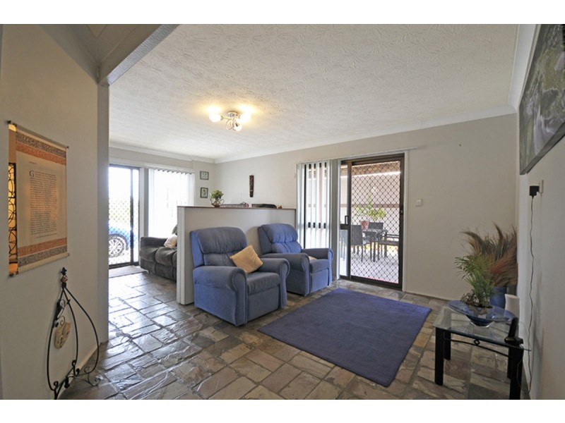 150 K P McGrath Drive, Elanora QLD 4221