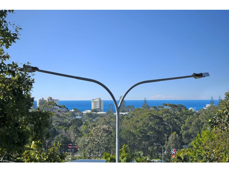 150 K P McGrath Drive, Elanora QLD 4221