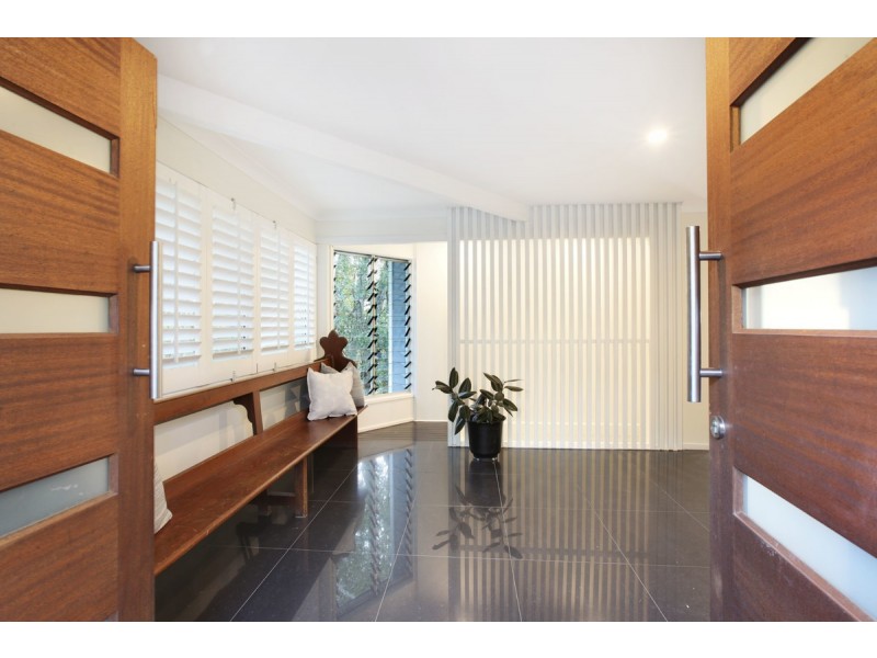 30 Albany Avenue, Currumbin QLD 4223