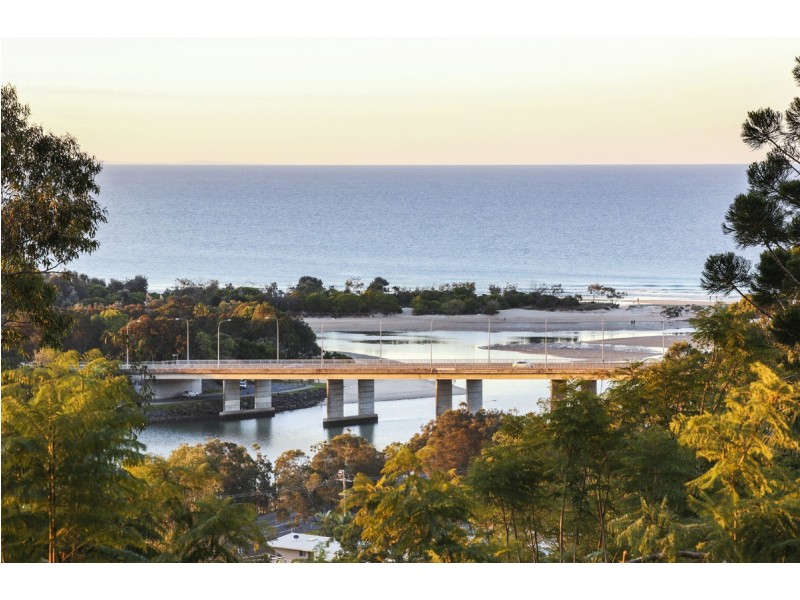 30 Albany Avenue, Currumbin QLD 4223