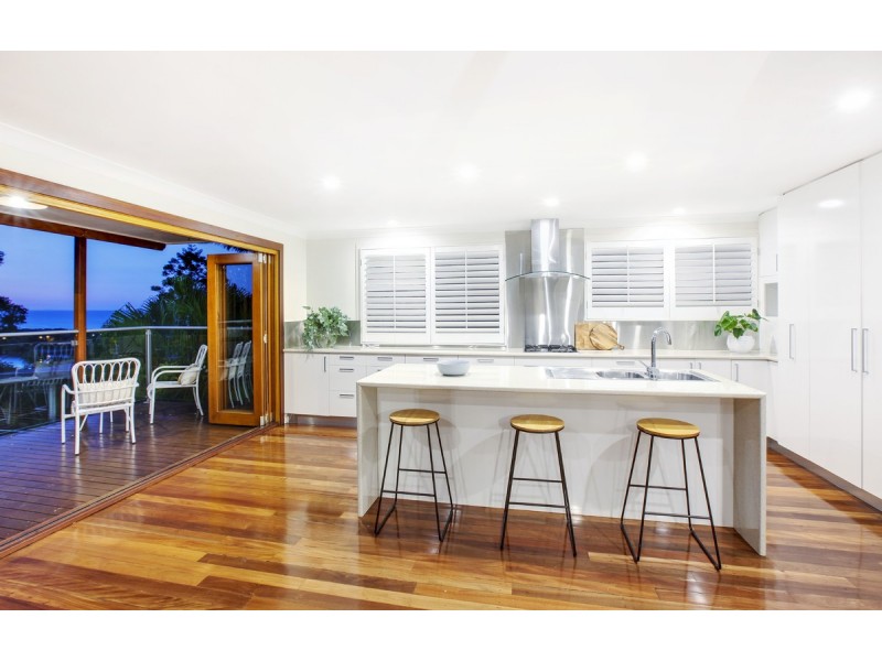 30 Albany Avenue, Currumbin QLD 4223