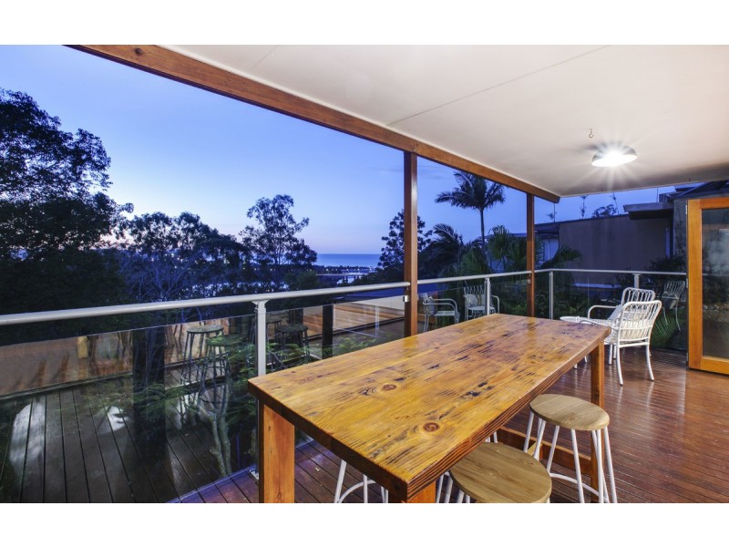 30 Albany Avenue, Currumbin QLD 4223