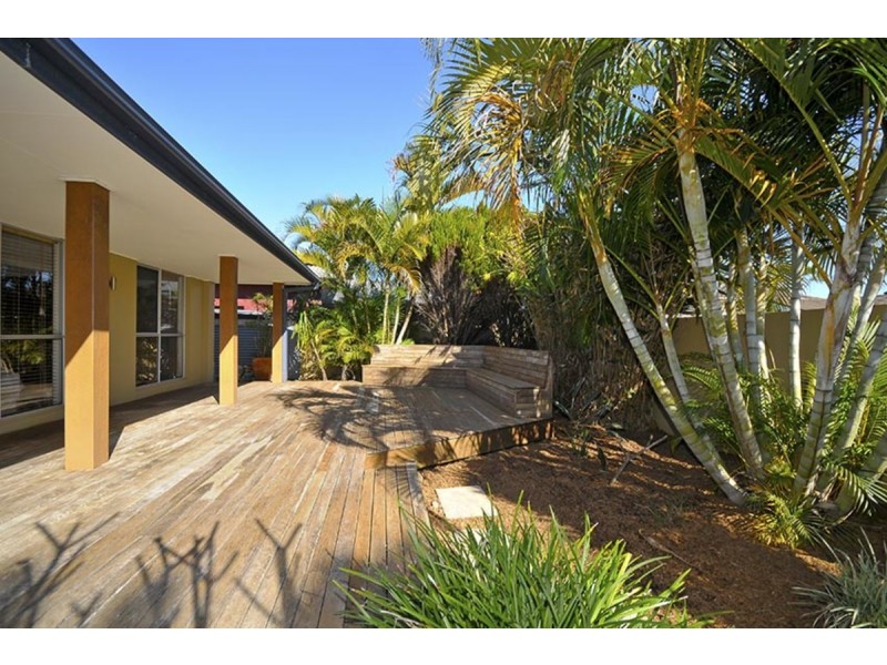 14 Barklya Place, Palm Beach QLD 4221