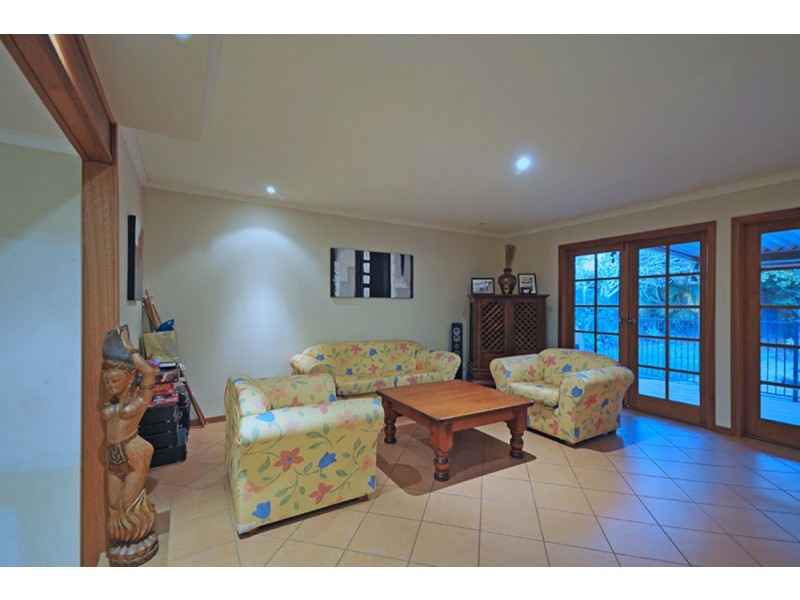 14 Barklya Place, Palm Beach QLD 4221