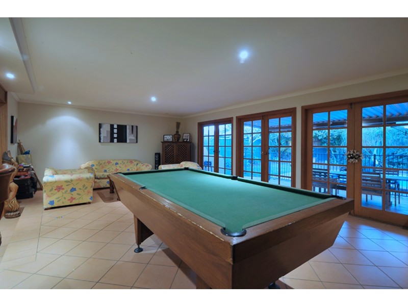 14 Barklya Place, Palm Beach QLD 4221