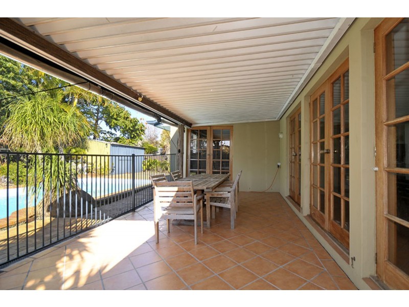 14 Barklya Place, Palm Beach QLD 4221