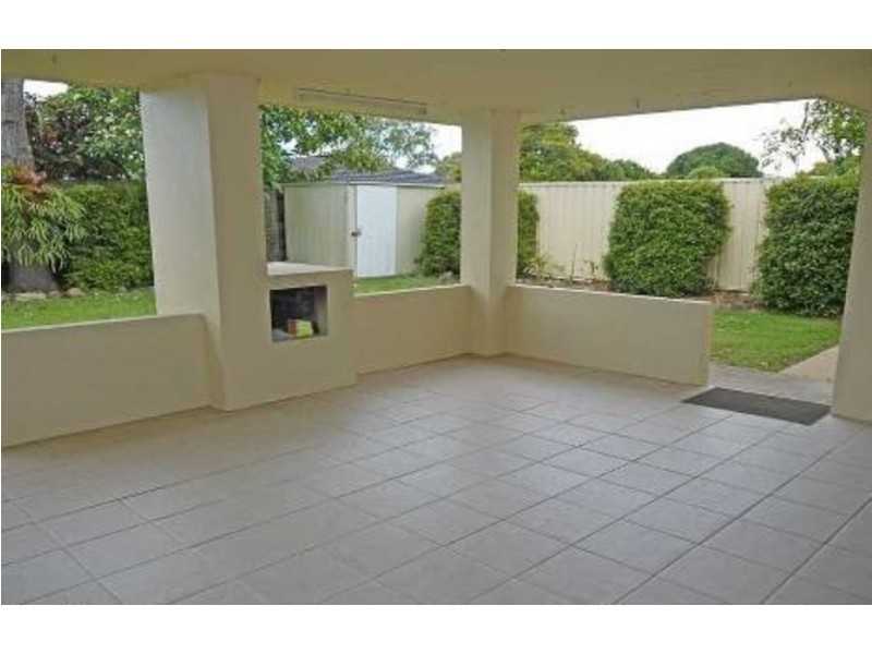 11 Denawen Street, Palm Beach QLD 4221
