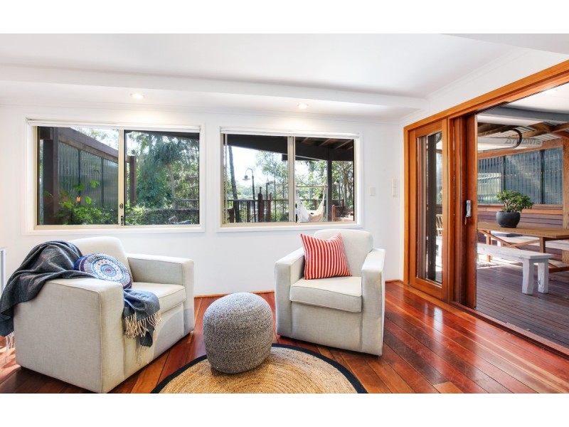 64 Ocean Parade, Burleigh Heads QLD 4220