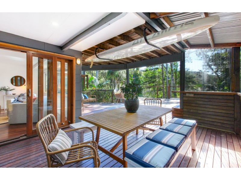 64 Ocean Parade, Burleigh Heads QLD 4220