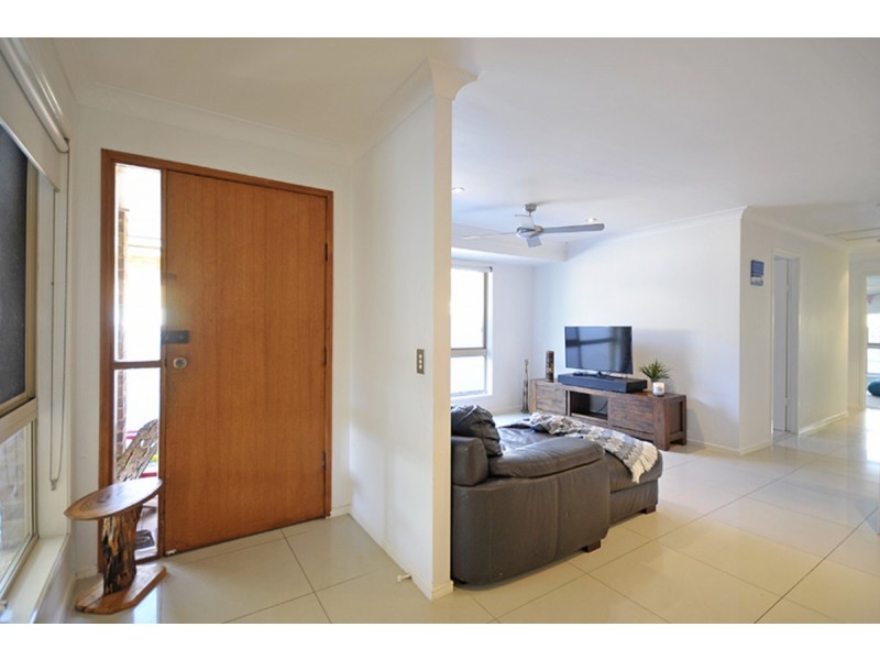 1/14 Walker Avenue, Palm Beach QLD 4221