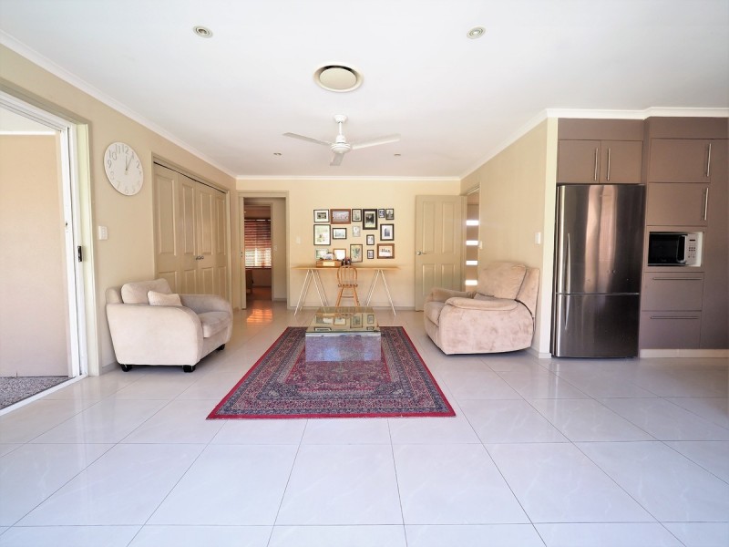 14 Mackay Place, Burleigh Waters QLD 4220