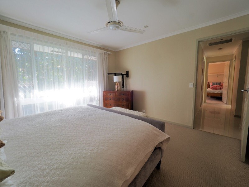 14 Mackay Place, Burleigh Waters QLD 4220