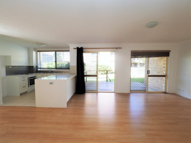 14/1 Rolan Court, Palm Beach QLD 4221