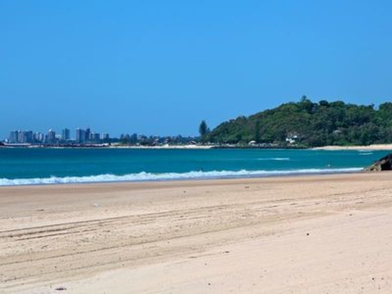 1/1 Rolan Court, Palm Beach QLD 4221