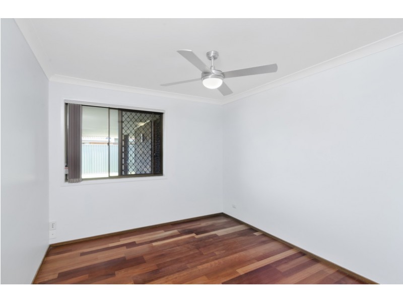 9 Carolina Close, Elanora QLD 4221