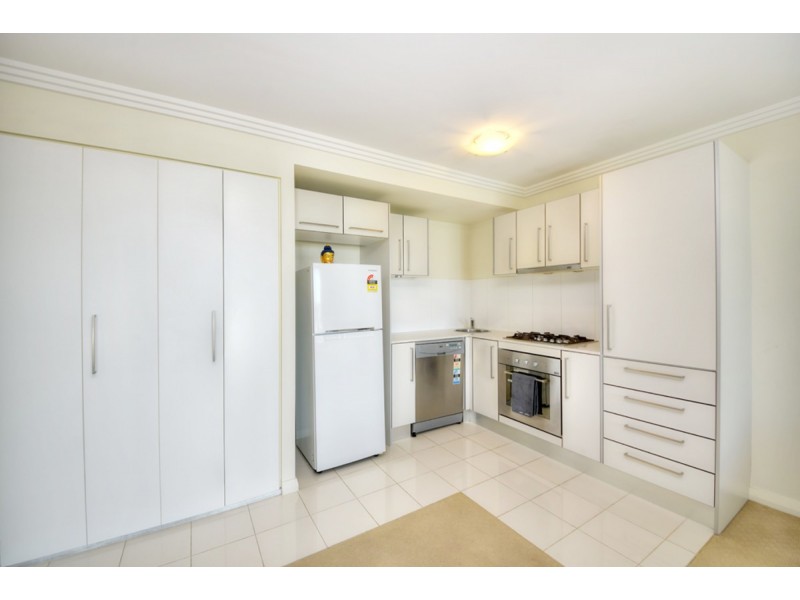 1609/10 Fifth Avenue, Palm Beach QLD 4221