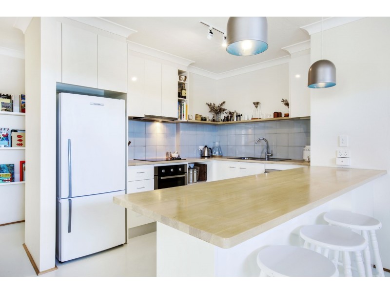 6/10 Stanley Street, Burleigh Heads QLD 4220