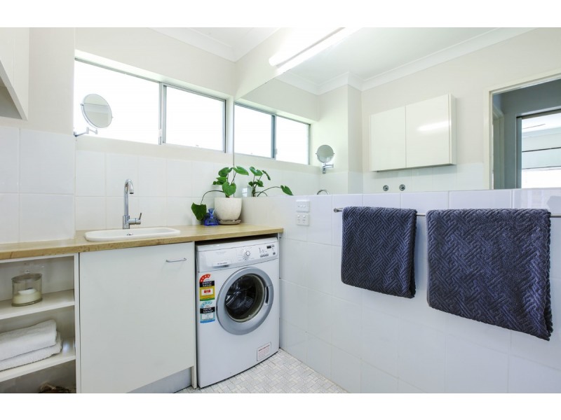 6/10 Stanley Street, Burleigh Heads QLD 4220