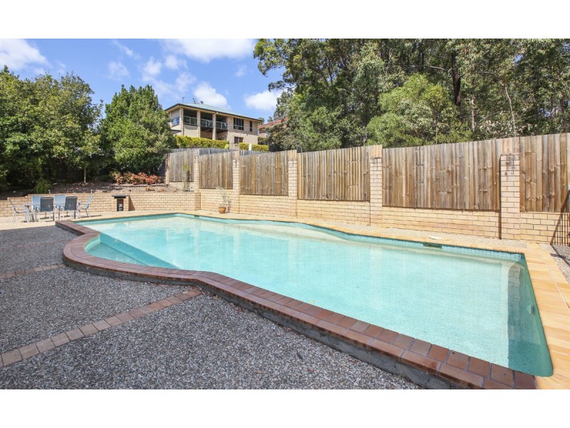 80 Silver Glade Drive, Elanora QLD 4221