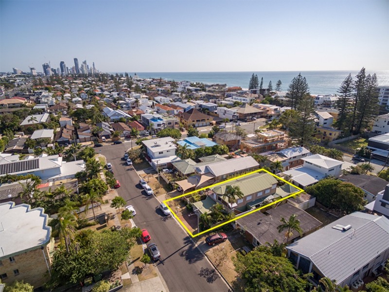 115 Petrel Avenue, Mermaid Beach QLD 4218