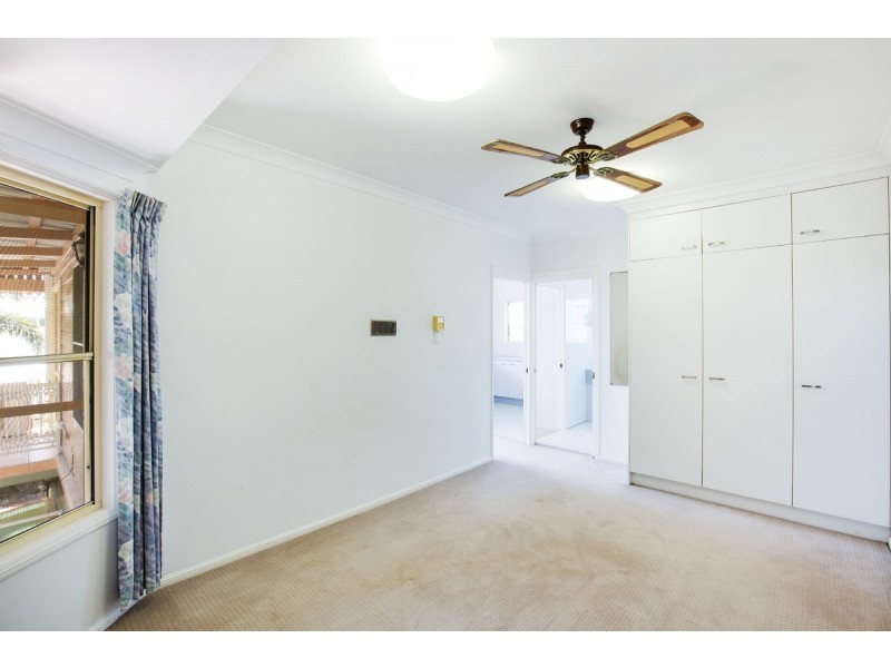 115 Petrel Avenue, Mermaid Beach QLD 4218