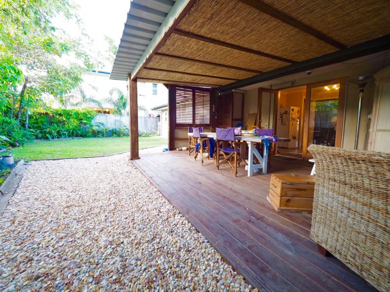 4 Leyte Avenue, Palm Beach QLD 4221