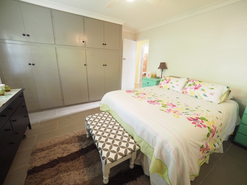 4 Leyte Avenue, Palm Beach QLD 4221