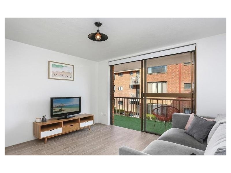 30/1374 Gold Coast Highway, Palm Beach QLD 4221