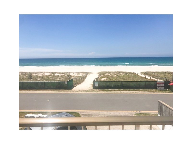 3/460 The Esplanade, Palm Beach QLD 4221