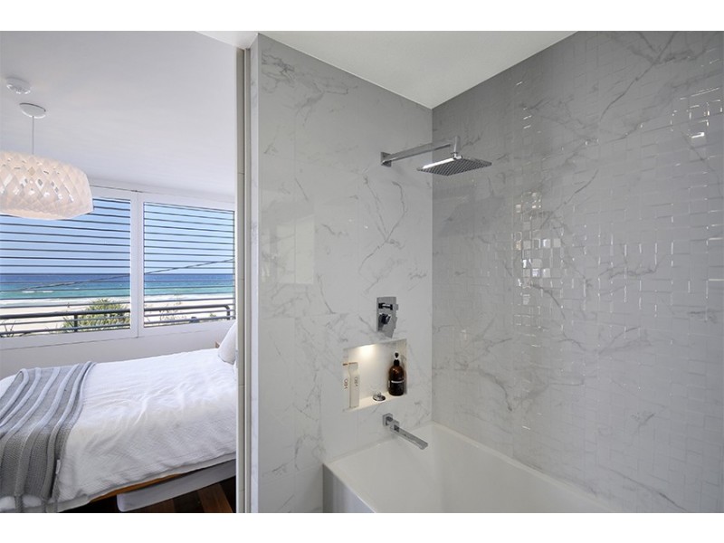 7/794 Pacific Parade, Currumbin QLD 4223