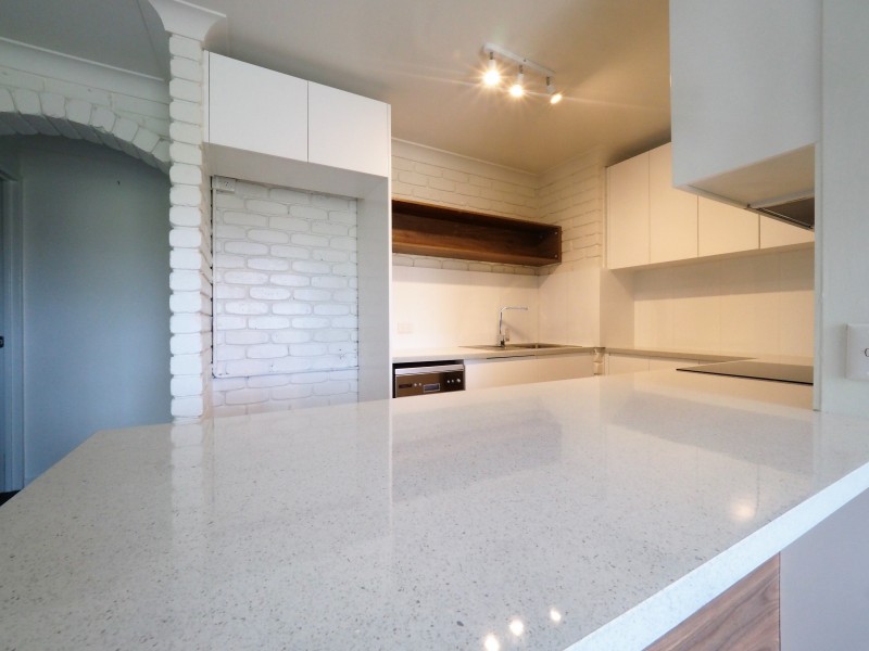 13/4 Rolan Court, Palm Beach QLD 4221