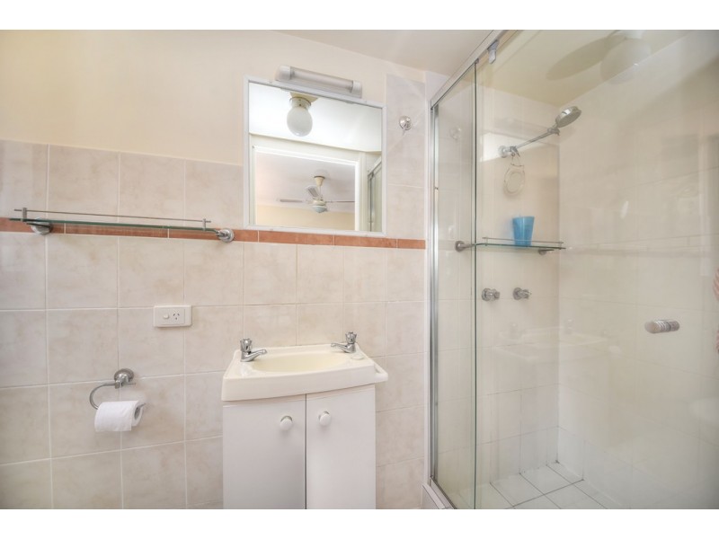 4/1078 Gold Coast Highway, Palm Beach QLD 4221