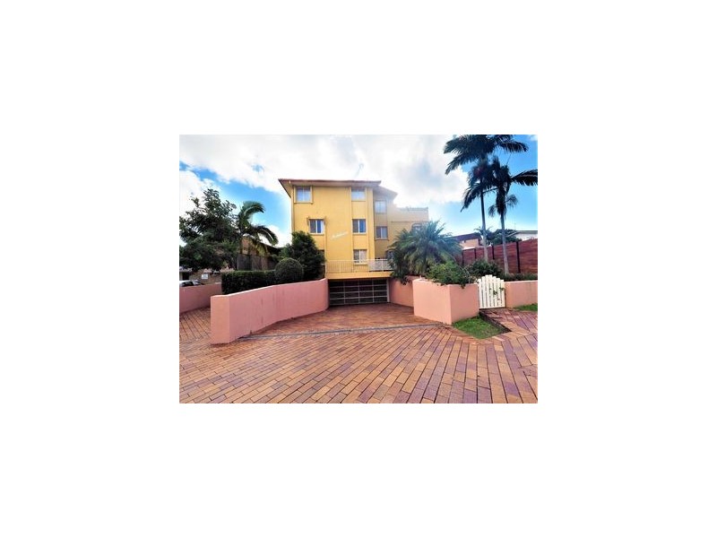 4/7 Twenty Seventh Avenue, Palm Beach QLD 4221