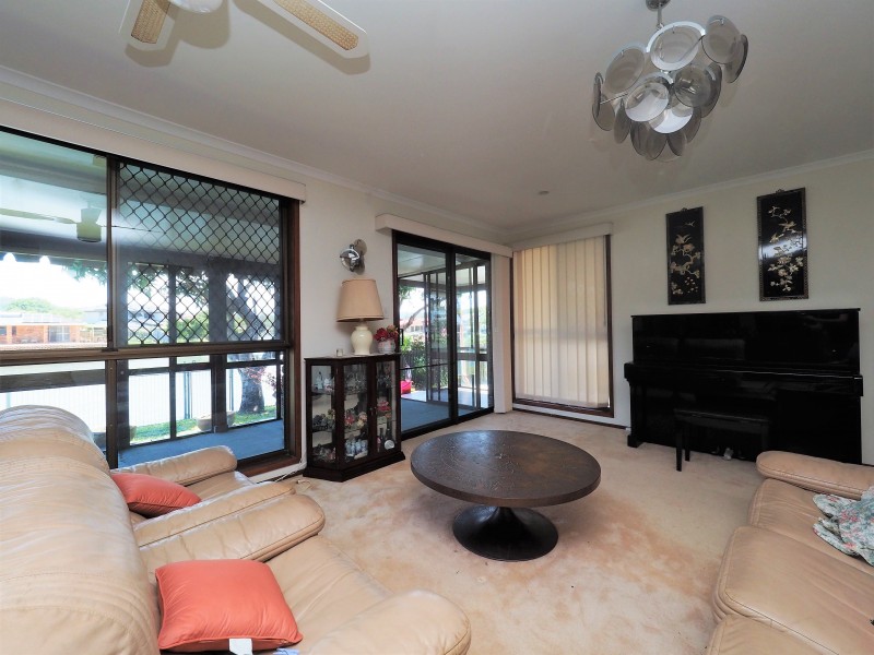 26 Mainsail Street, Currumbin Waters QLD 4223