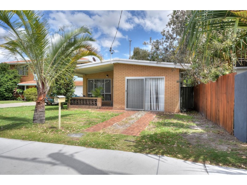 31 Twenty Third Avenue, Palm Beach QLD 4221