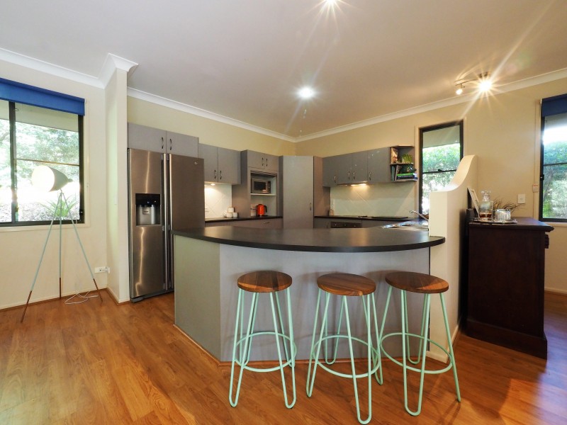 63 Simpsons Road, Elanora QLD 4221