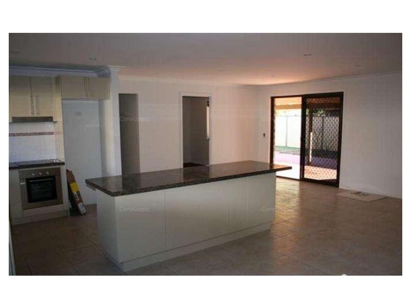 44 Japonica Drive, Palm Beach QLD 4221