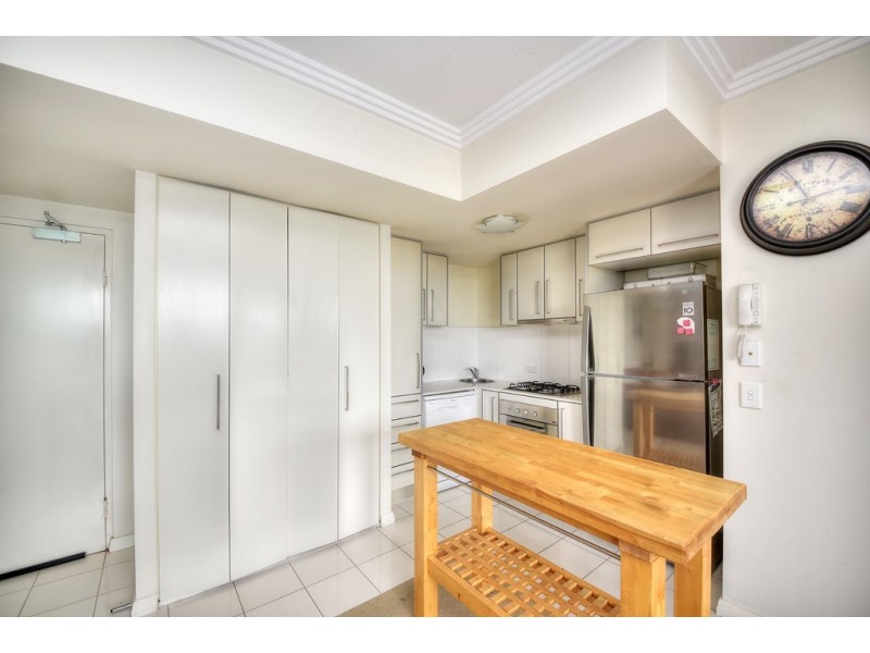 2116/10 Fifth Avenue, Palm Beach QLD 4221
